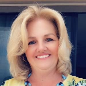 Meet your Posher, Jeannine